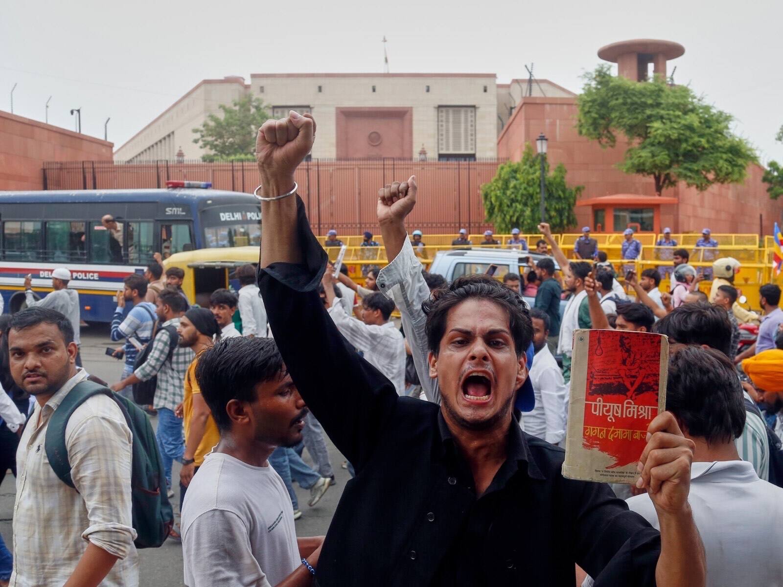 Reuters: Modi Under Mounting Pressure as CJP Youth Leaders Push Beyond Resignation