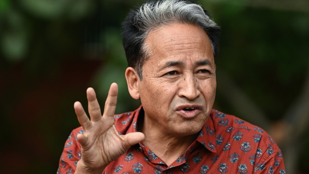 Wangchuk gives Centre a year for Ladakh bill in winter session
